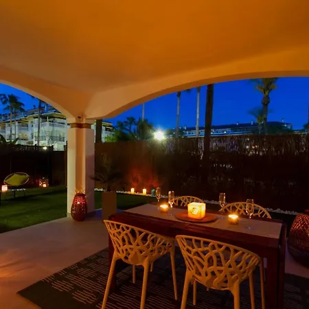 Banus - Banus - Nueva Andalucia - Dama De Noche - Premium 2br - 2ba - Stylishly Redecorated - Large Outdoor Terrace - S Pools - Ideal For Family - Just 5 Min By Car From Puerto Banus Marina And Corte Ing Luxury Shopping Mall شقة